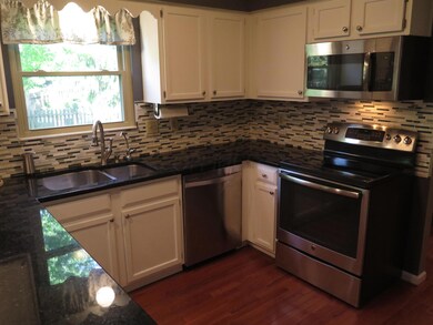 2428 Bradenton Ct, Columbus, OH 43235 - photo 4