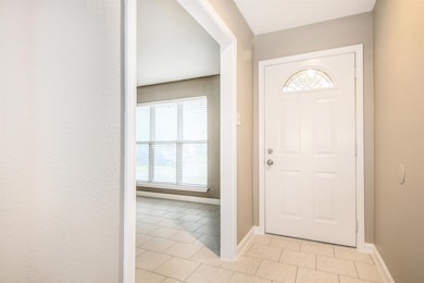 4327 Lucian Ln, Friendswood, TX 77546 - photo 2