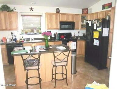 Kitchen-16272 W Gibson Ln, Goodyear AZ 8