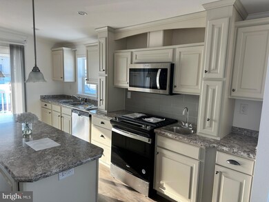 29 Evergreen Aly, Palmyra, PA 17078 - photo 6