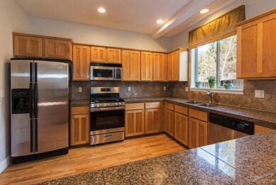 2388 NW Summerhill Dr, Bend, OR 97701 - photo 6