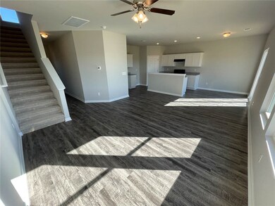 883 E Sparrow Cir, Fayetteville, AR 72701 - photo 5