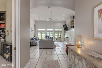 102 Capilano Ln, Broussard, LA 70518 - photo 5