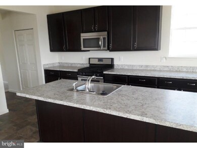 2158 Larkspur Ct, Pennsburg, PA 18073 - photo 6