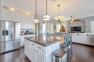 2640 Yucca Kitchen 1
