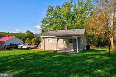 102 Freezeland Rd, Linden, VA 22642 - photo 4