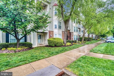 18801 Sparkling Water Dr unit 102, Germantown, MD 20874 - photo 2
