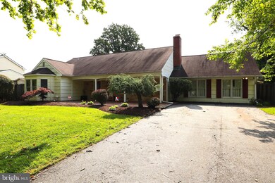 12403 Sarah Ln, Bowie, MD 20715 - photo 3