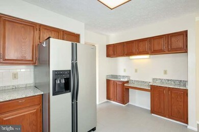 5 Saddle Creek Ct, Burtonsville, MD 20866 - photo 5