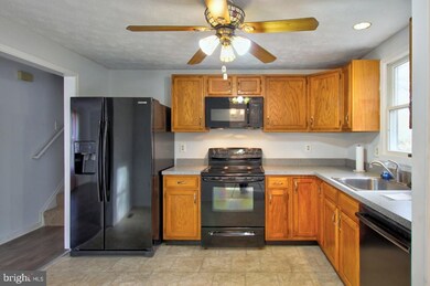 9516 Mellow Ct, Laurel, MD 20723 - photo 6