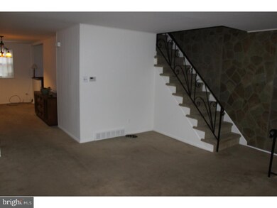 2842 Tolbut St, Philadelphia, PA 19136 - photo 6