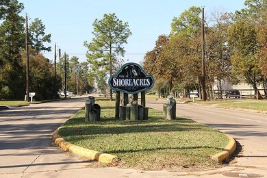 Shoreacres has easy access to Hwy 146 and is just