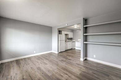 324 W Cleveland Ave unit 9, Las Vegas, NV 89102 - photo 5