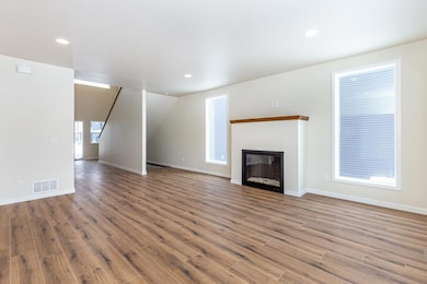 5476 Lori Ln W, Riverside, ND 58078 - photo 6