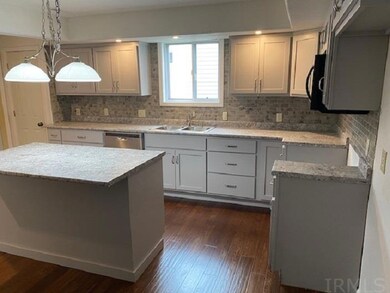 423 E Main St, Portland, IN 47371 - photo 4