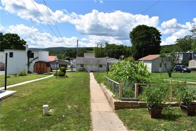 819 North St, Jim Thorpe, PA 18229 - photo 6