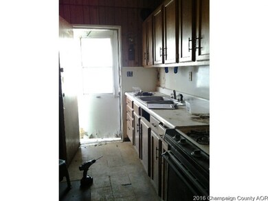 836 Sunset Dr, Lincoln, IL 62656 - photo 7