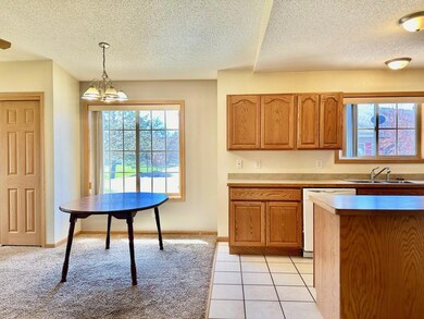 340 Maplewood Ct unit 10, Isle, MN 56342 - photo 6