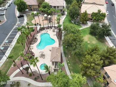 002_32-web-or-mls-pool5