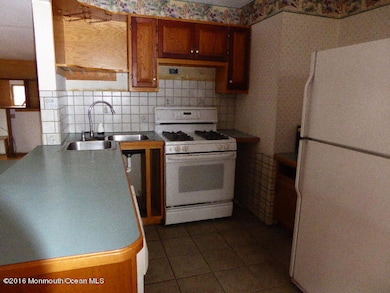 400 N Riverside Dr, Neptune, NJ 07753 - photo 7