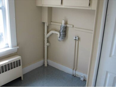 141 Silver St unit 1, Manchester, NH 03103 - photo 4