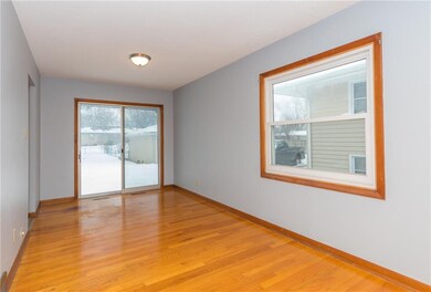 3817 Bel Aire Rd, Des Moines, IA 50310 - photo 5