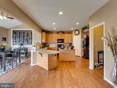 16423 Boatswain Cir, Woodbridge, VA 22191 - photo 5