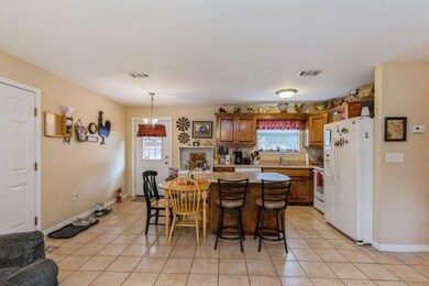 08_671RidgeLakeRd_2010_FlexMLS800x600_80