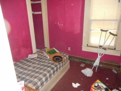 78 Wyllie St, Schenectady, NY 12307 - photo 3