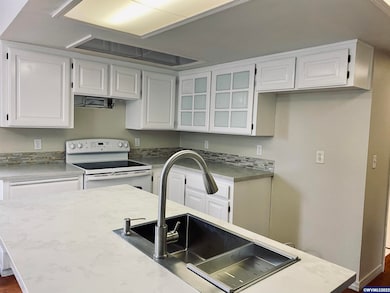 5892 Mcleod Ln NE, Keizer, OR 97303 - photo 3