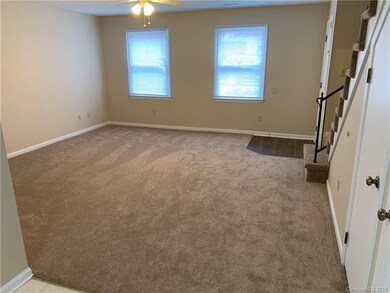 290 N Kelly St unit 290, Statesville, NC 28677 - photo 4