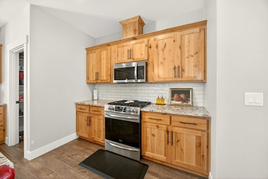 990 Win Way, Eagle Point, OR 97524 - photo 7