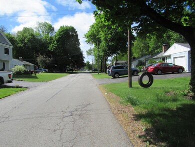 81 Mount View Dr, Holden, MA 01520 - photo 6