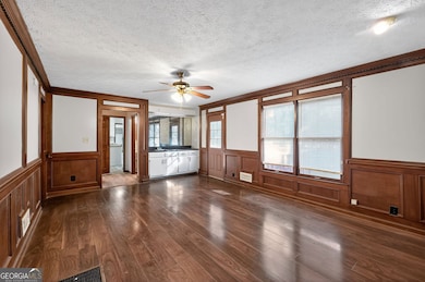 1378 Stoneleigh Hill Rd, Lithonia, GA 30058 - photo 4