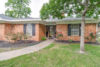 2900 Mimosa Dr, Sherman, TX 75092 - photo 3