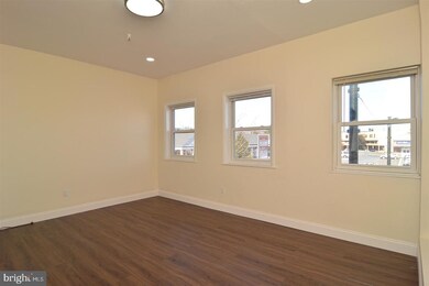 530 Penn Ave unit 2ND FLOOR FRONT, West Reading, PA 19611 - photo 7