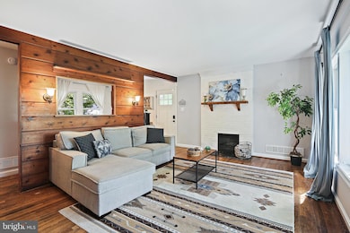 10406 Truxton Rd, Adelphi, MD 20783 - photo 6