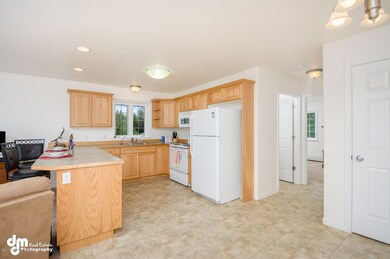 1796 E Neil Cir 3 Wasilla AK-large-006-1