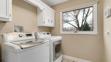 908 W Bailey Rd, Naperville, IL 60565 - photo 3