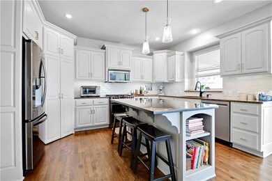 9613 Mccormack Dr, Lenexa, KS 66227 - photo 7