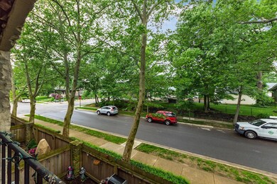 T 1230 Ashland Ave00017