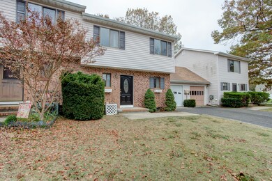 2 Lynne Ct Howell NJ 07731 USA-print-027