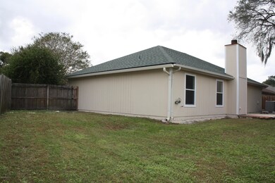 5199 Acre Estates Dr, Jacksonville, FL 32210 - photo 4