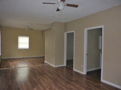 1321 E 27th St, Anderson, IN 46016 - photo 4