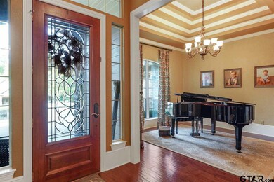 1137 1137 Ashwood, Tyler, TX 75703 - photo 4