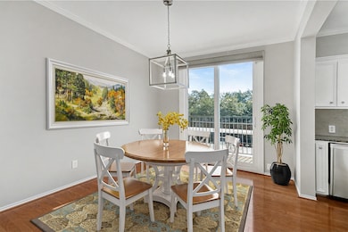 1014 Rochow St, Houston, TX 77019 - photo 6