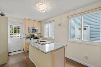 9 Marshall St, Winthrop, MA 02152 - photo 7