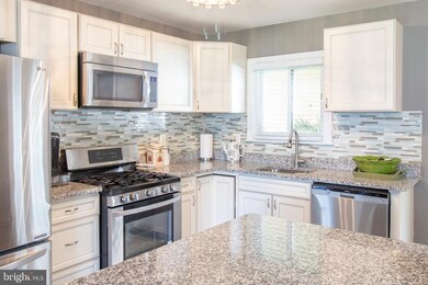 6900 Pepper St, Capitol Heights, MD 20743 - photo 7