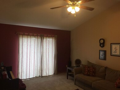 1402 Aspen Dr, Waterloo, IA 50701 - photo 6