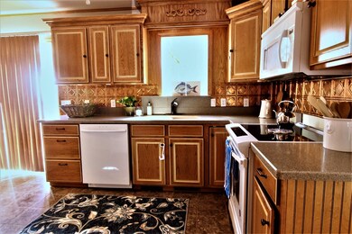 581 Delano Rd, Marion, MA 02738 - photo 7